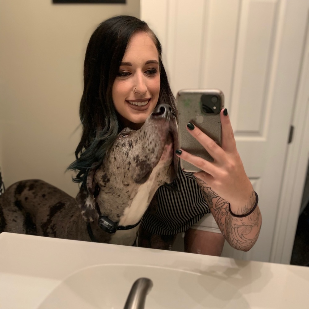 Meet your Posher, Carissa